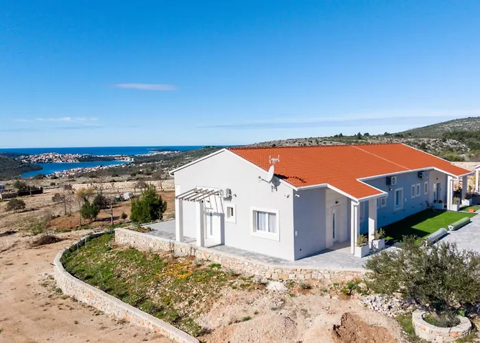 Maslina * 로고즈니차